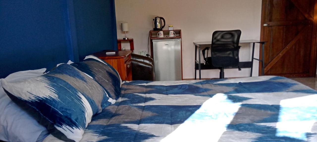 Slow Travel Lodge Upala エクステリア 写真