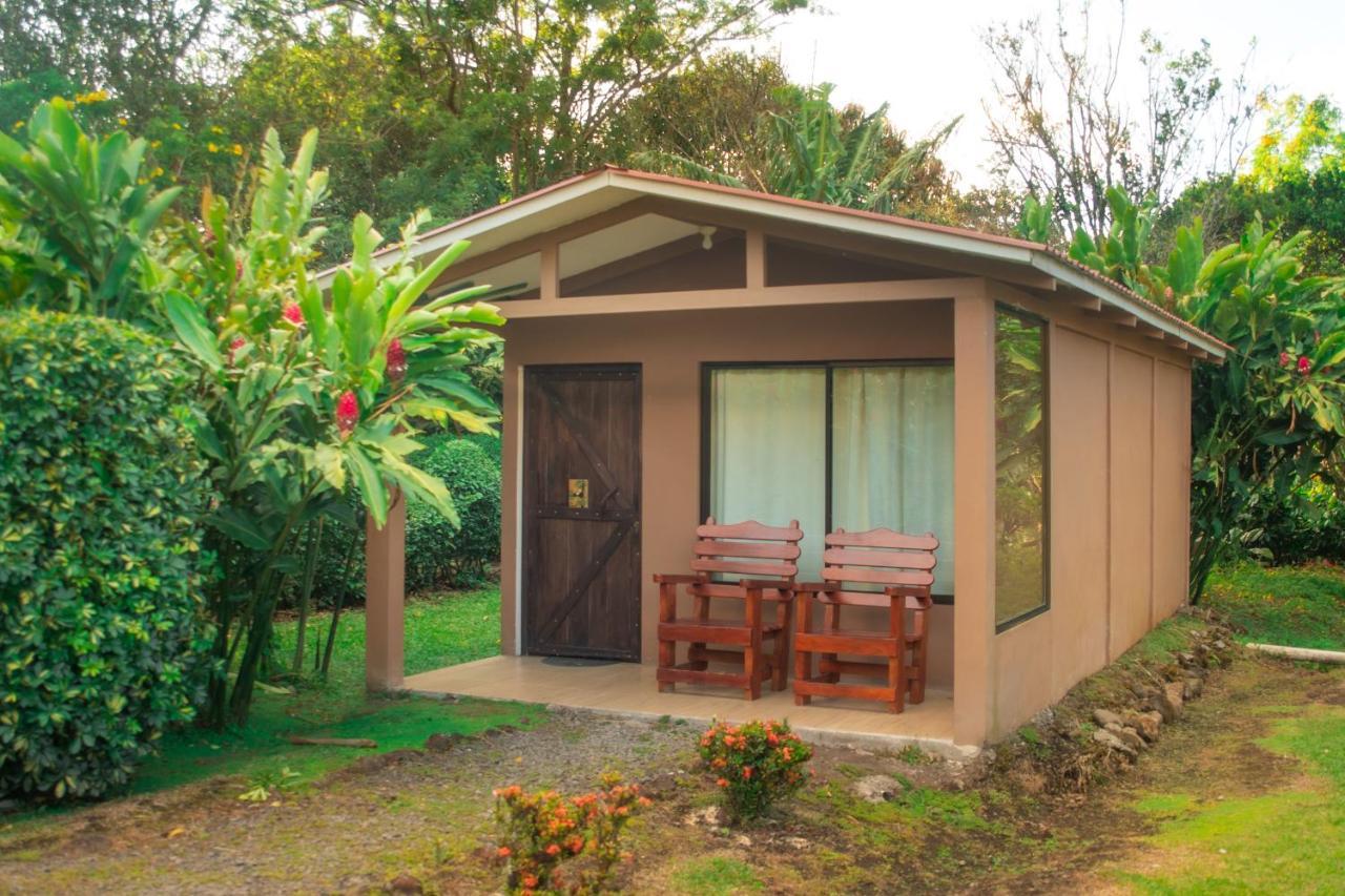 Slow Travel Lodge Upala エクステリア 写真